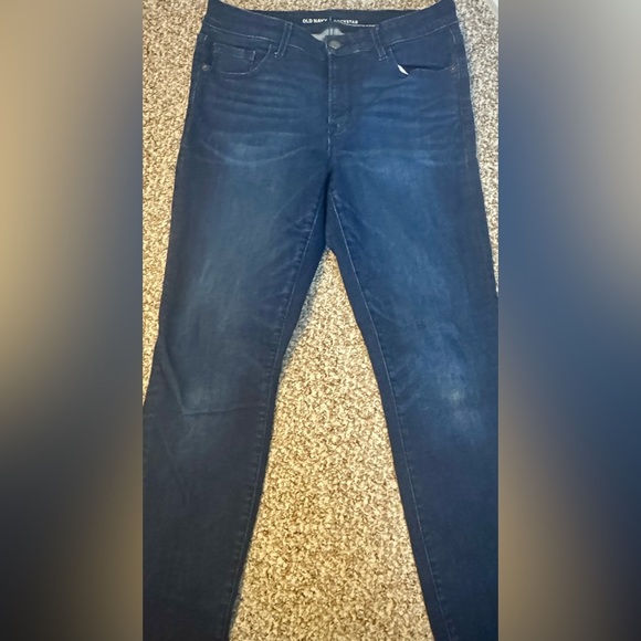 Old Navy Rockstar Super-stretch Jeans - Picture 6 of 11